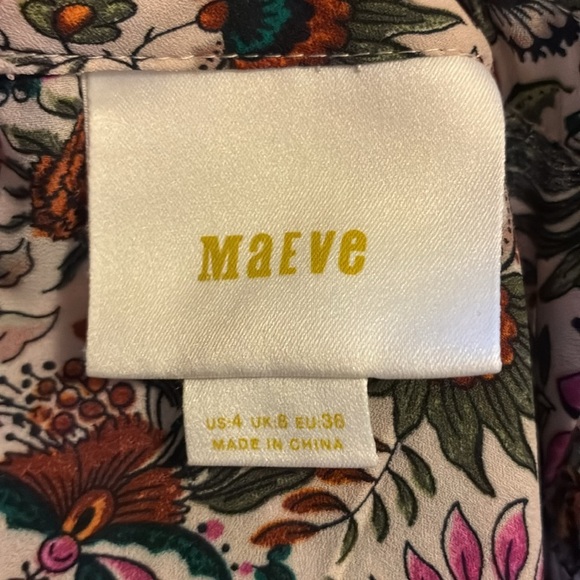 Anthropologie Maeve "Darby" Sleeveless Mockneck Smocked Floral Blouse - Picture 6 of 7